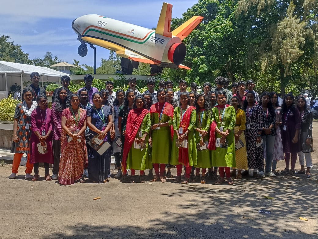 DEPARTMENT OF ECE INDUSTRIAL VISIT